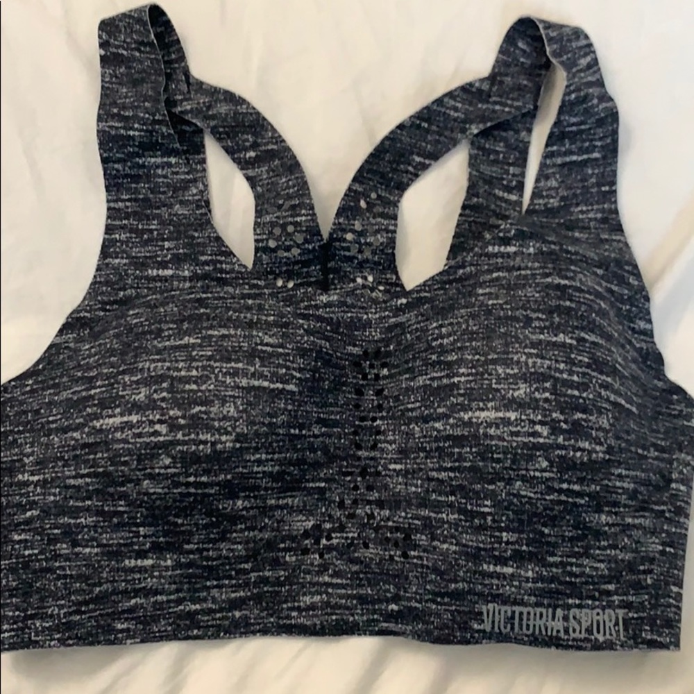 Victoria’s Secret sport bra